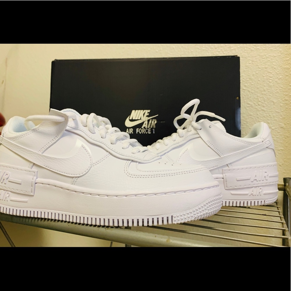 NIKE Air Force 1